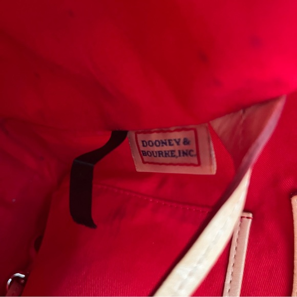 Vintage Dooney & Bourke black patent leather tote handbag - Picture 6 of 14